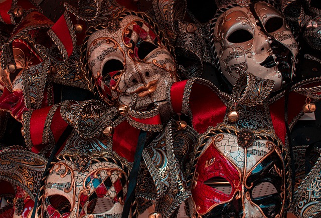 Exploring the Artistry of Handicraft Mask Shops in Venice gallery image
