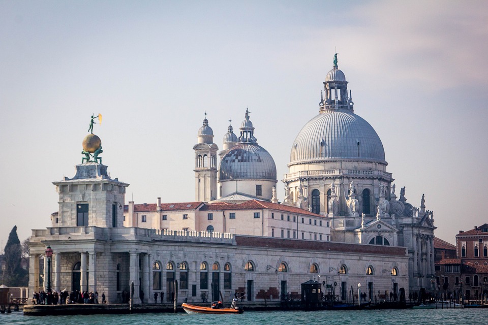 4 Piazza San Marco (St. Mark's Square)