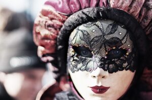 Handicraft Mask - Venice travel guide